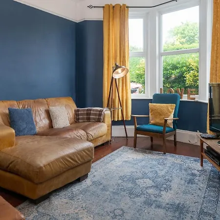 Belmont Villa - 4 Bed - Hot Tub Additional Cost - Sleeps 10-Tjs22Bv Ilfracombe Exterior photo