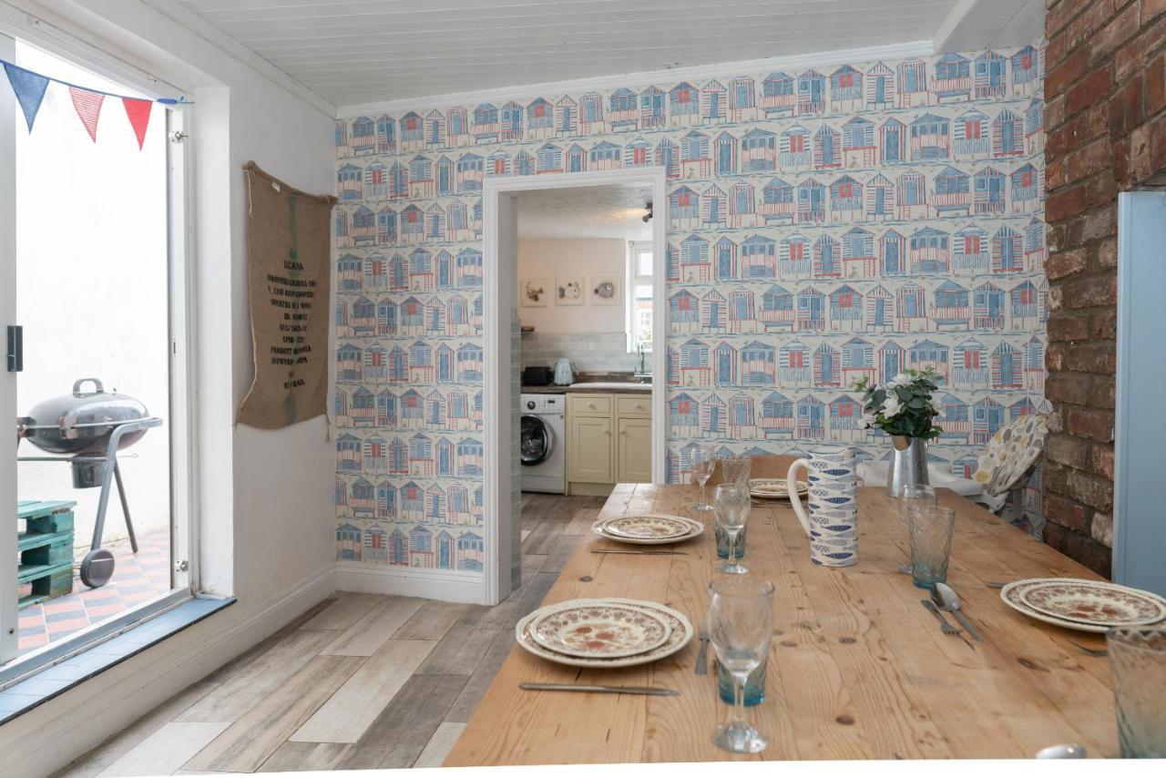 Belmont - 4 Bed - Hot Tub Additional Cost - Sleeps 10-tjs22bv Holiday home Ilfracombe