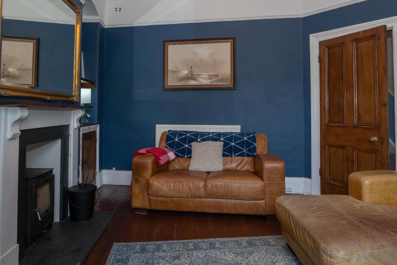 Belmont - 4 Bed - Hot Tub Additional Cost - Sleeps 10-tjs22bv *