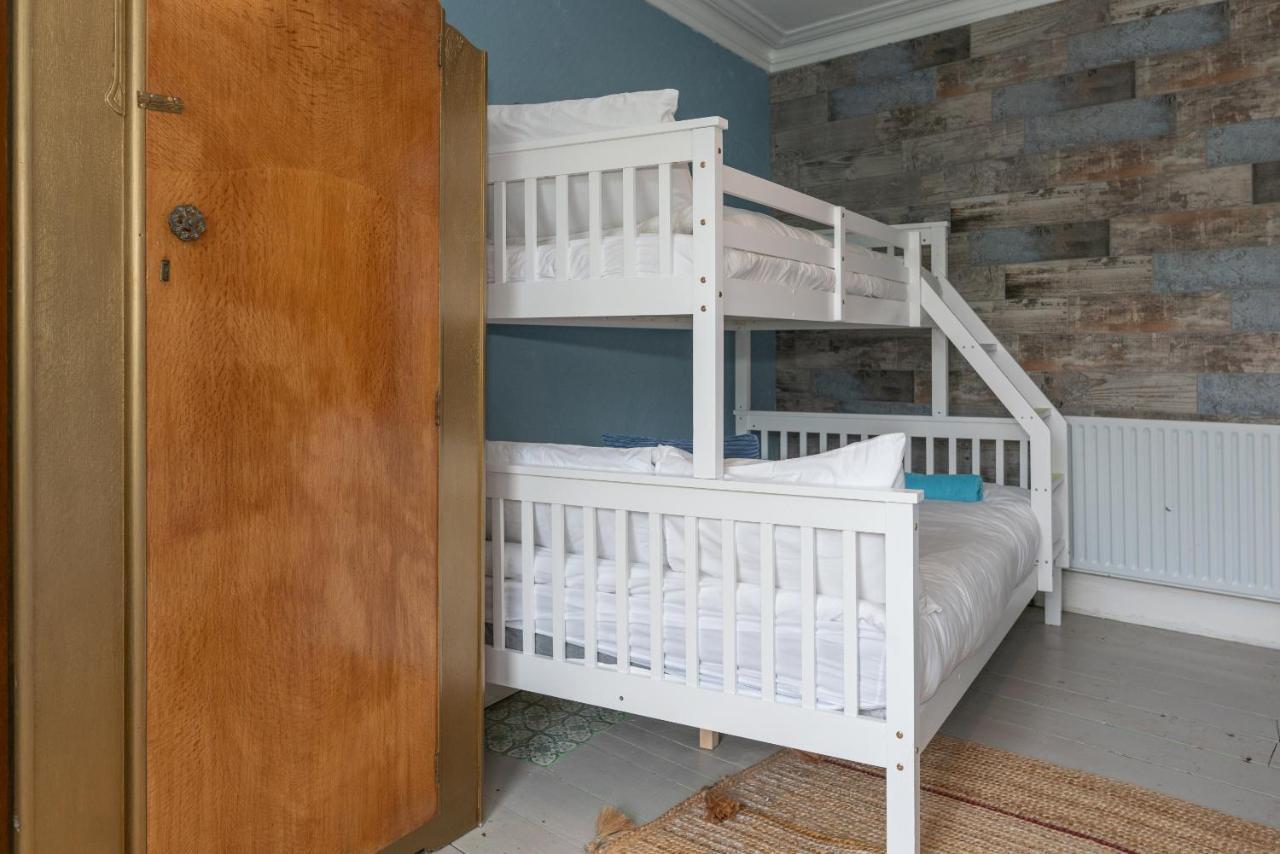 Belmont - 4 Bed - Hot Tub Additional Cost - Sleeps 10-tjs22bv Holiday home *